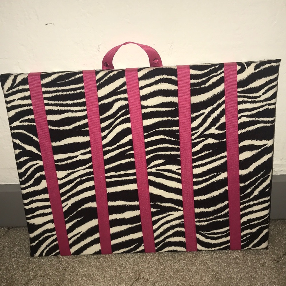 brand new home made bow holder !